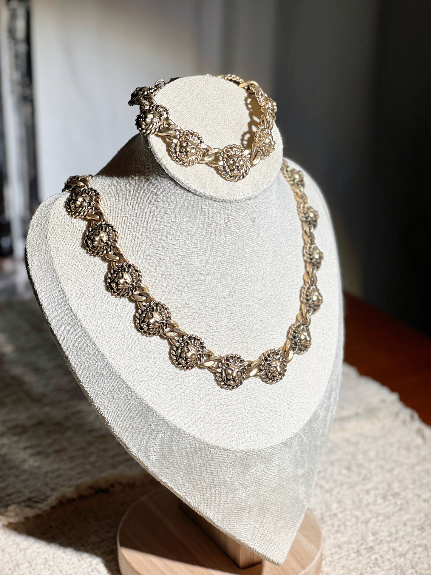 Lion Head Chain Set