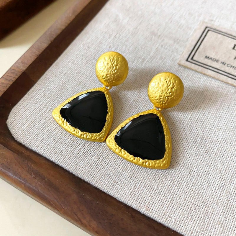 Gold Black Geometric Set