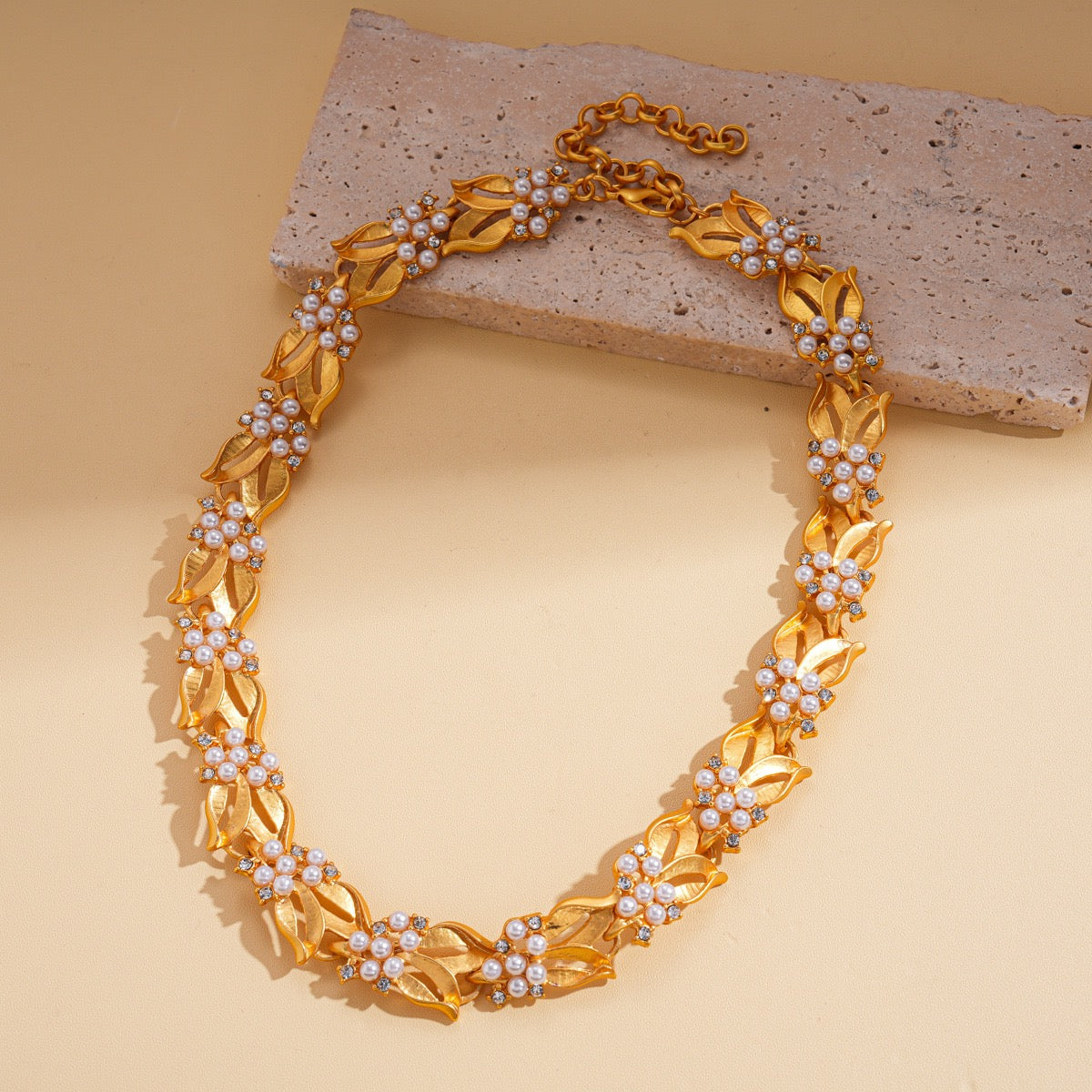 Gold Leaf Pearl Set