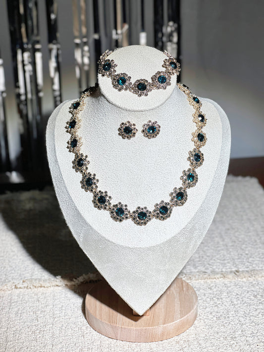 Emerald Crystal Halo Set