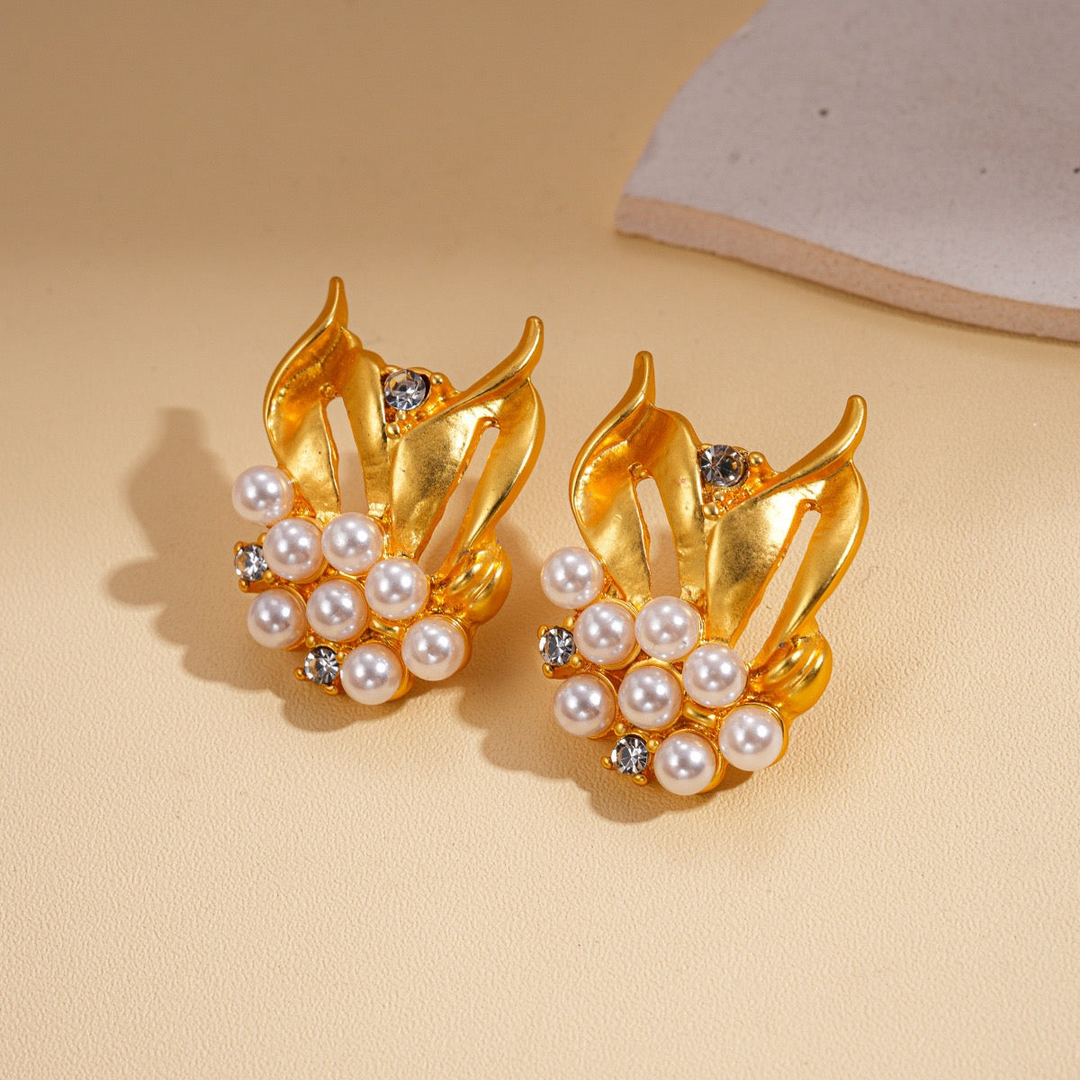Gold Leaf Pearl Set