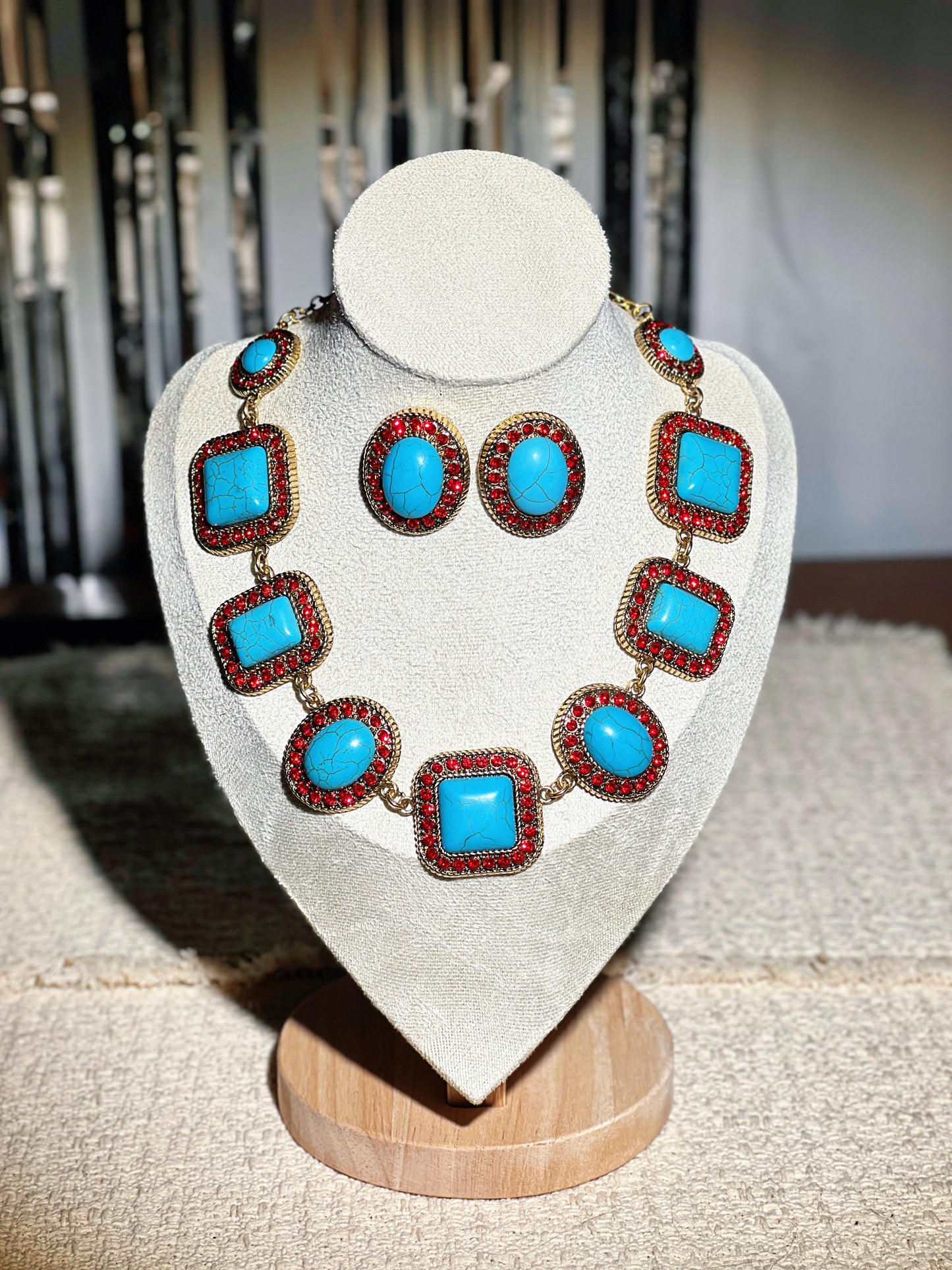 Turquoise Red Crystal Set
